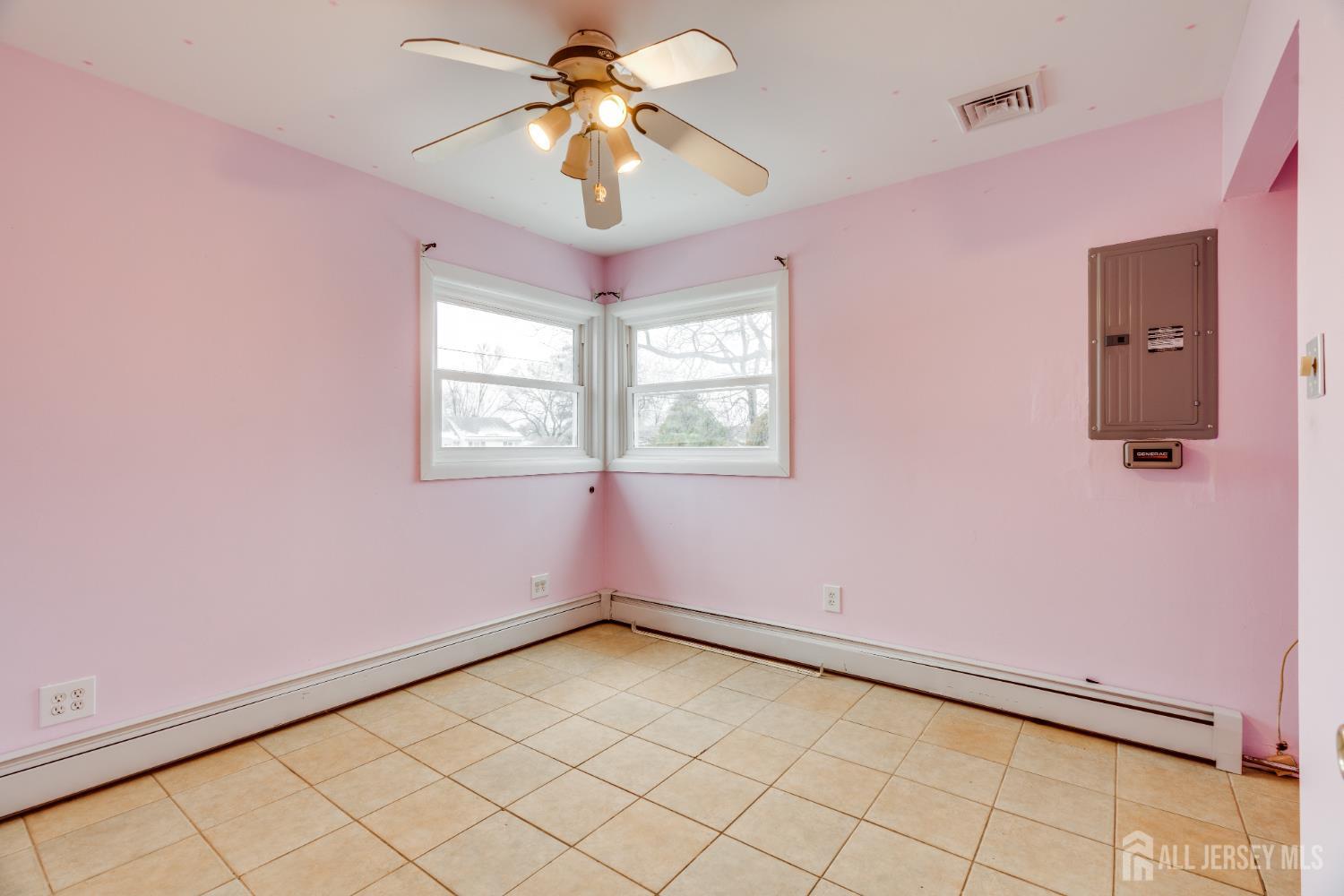 6 Woodrow Road Kendall Park, NJ 08824 - Photo 12 of 26