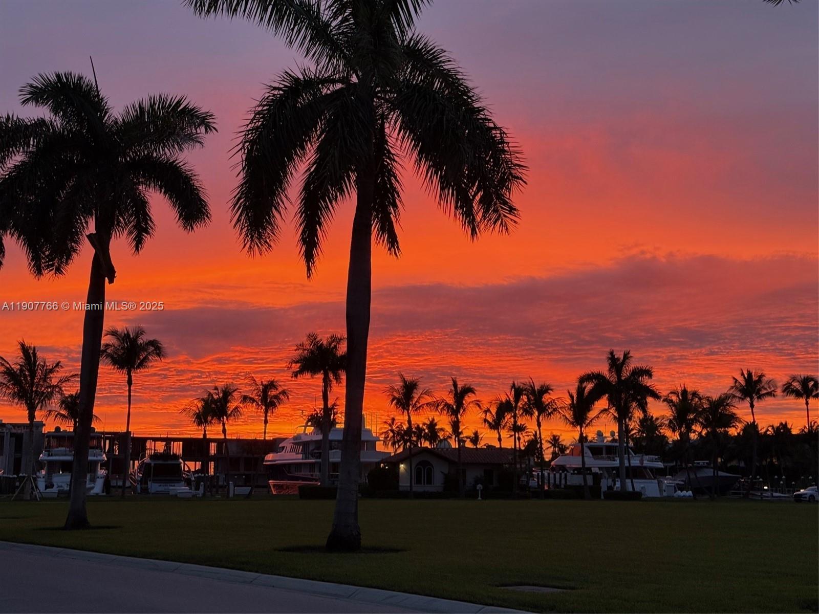 145 Harbour Way Lots 2 And 3 Bal Harbour, FL 33154 - Photo 15 of 16