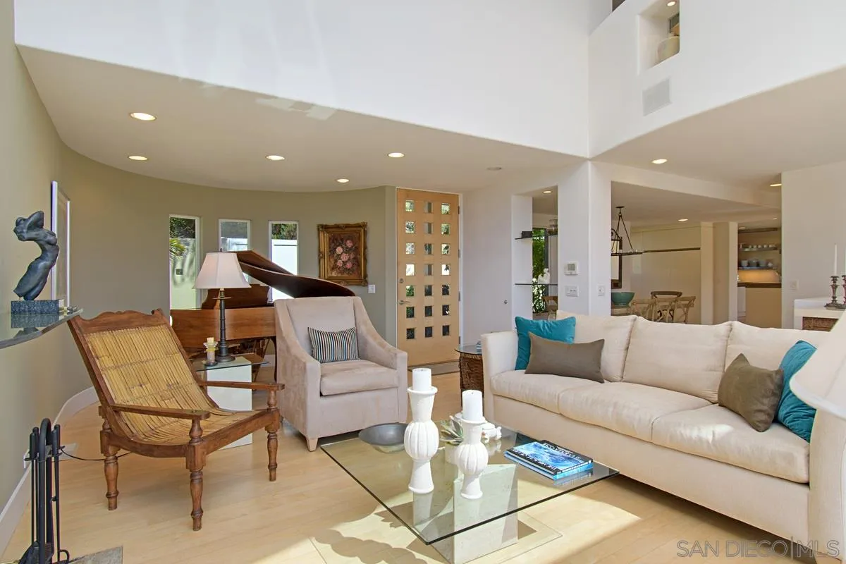 1506 Kearsarge Road La Jolla, CA 92037 - Photo 12 of 39