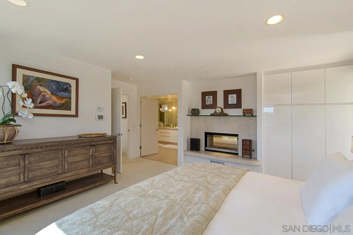 1506 Kearsarge Road La Jolla, CA 92037 - Photo 25 of 39