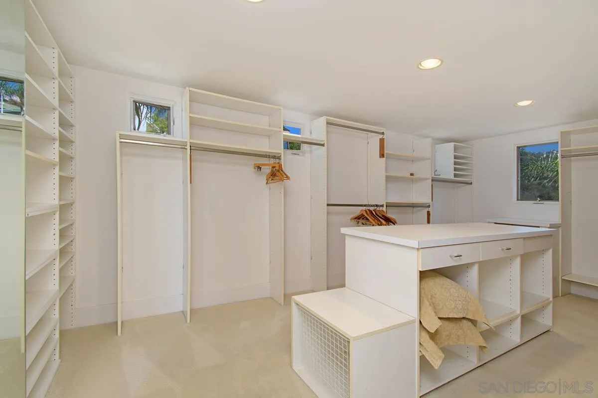 1506 Kearsarge Road La Jolla, CA 92037 - Photo 28 of 39