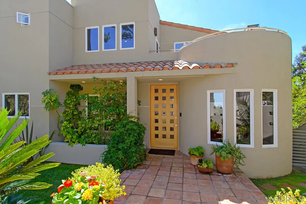 1506 Kearsarge Road La Jolla, CA 92037 - Photo 4 of 39