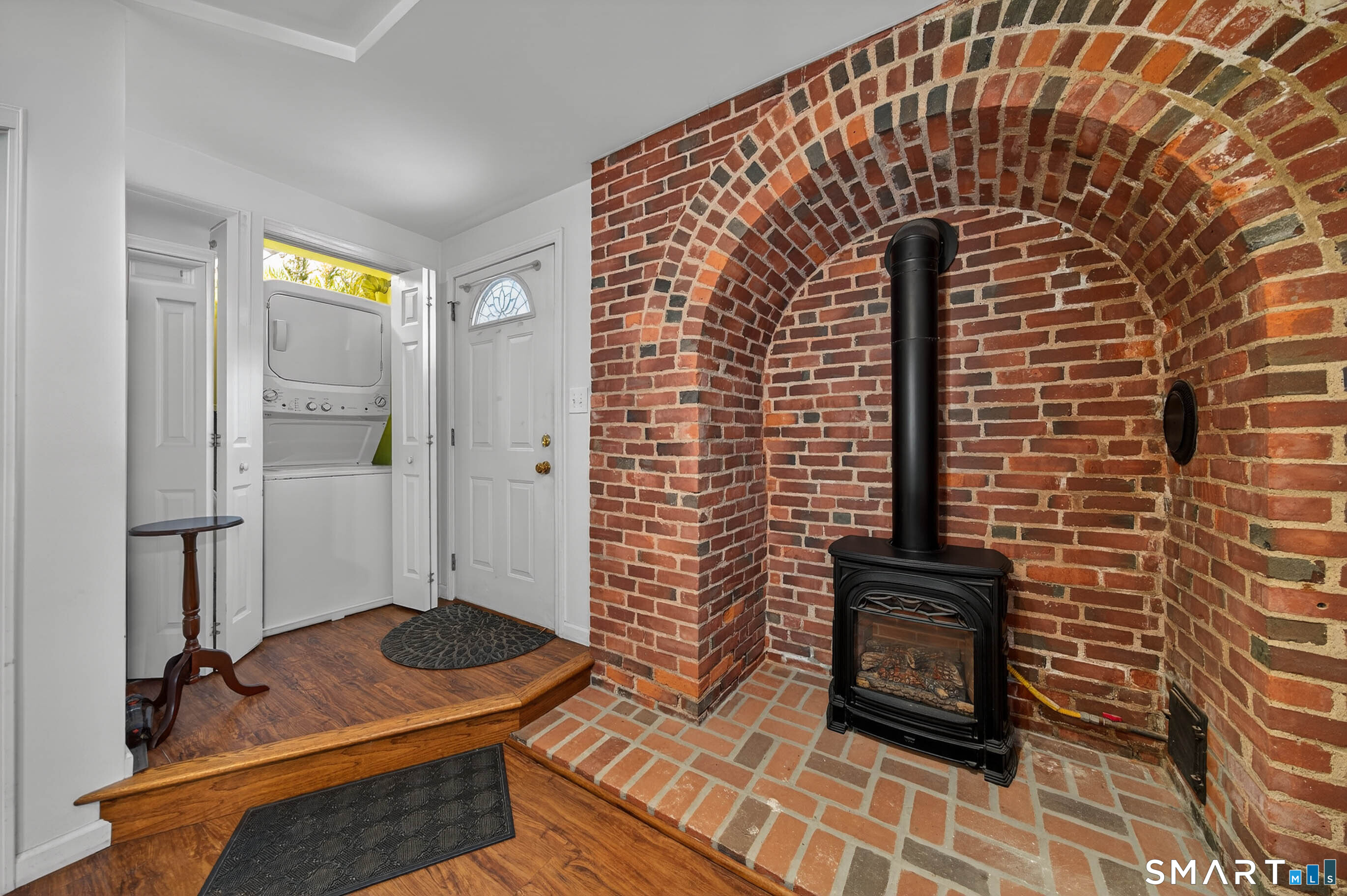 85 Cherry Hill Road Branford, CT 06405 - Photo 12 of 40 a bathroom with a sink and a mirror