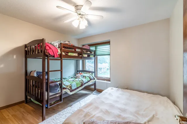 $1,000,000 | 720 Ln 800 Snow Lake, Fremont, IN 46737