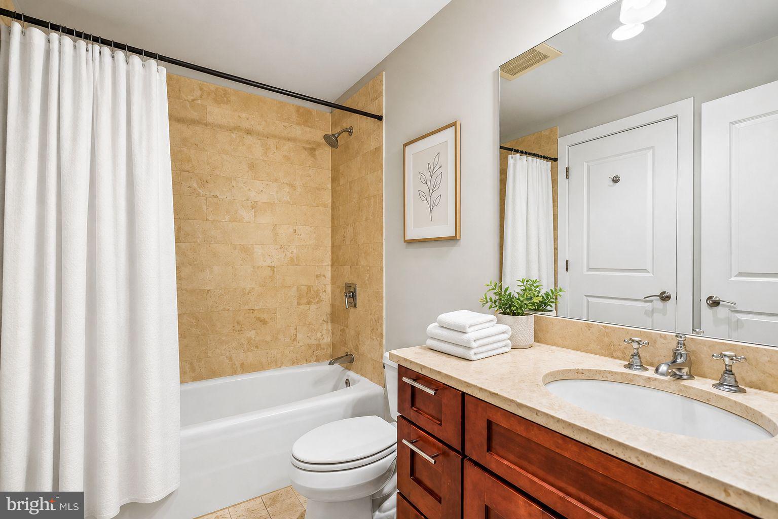 215 I Street Northeast, Unit 103 Washington, DC 20002 - Photo 12 of 31