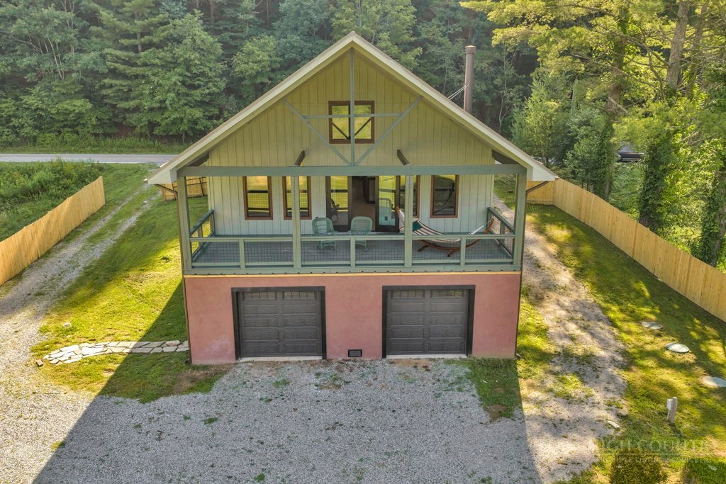 790 Howard Edmisten Road Sugar Grove, NC 28679 - Photo 5 of 40 Gallery Image 5