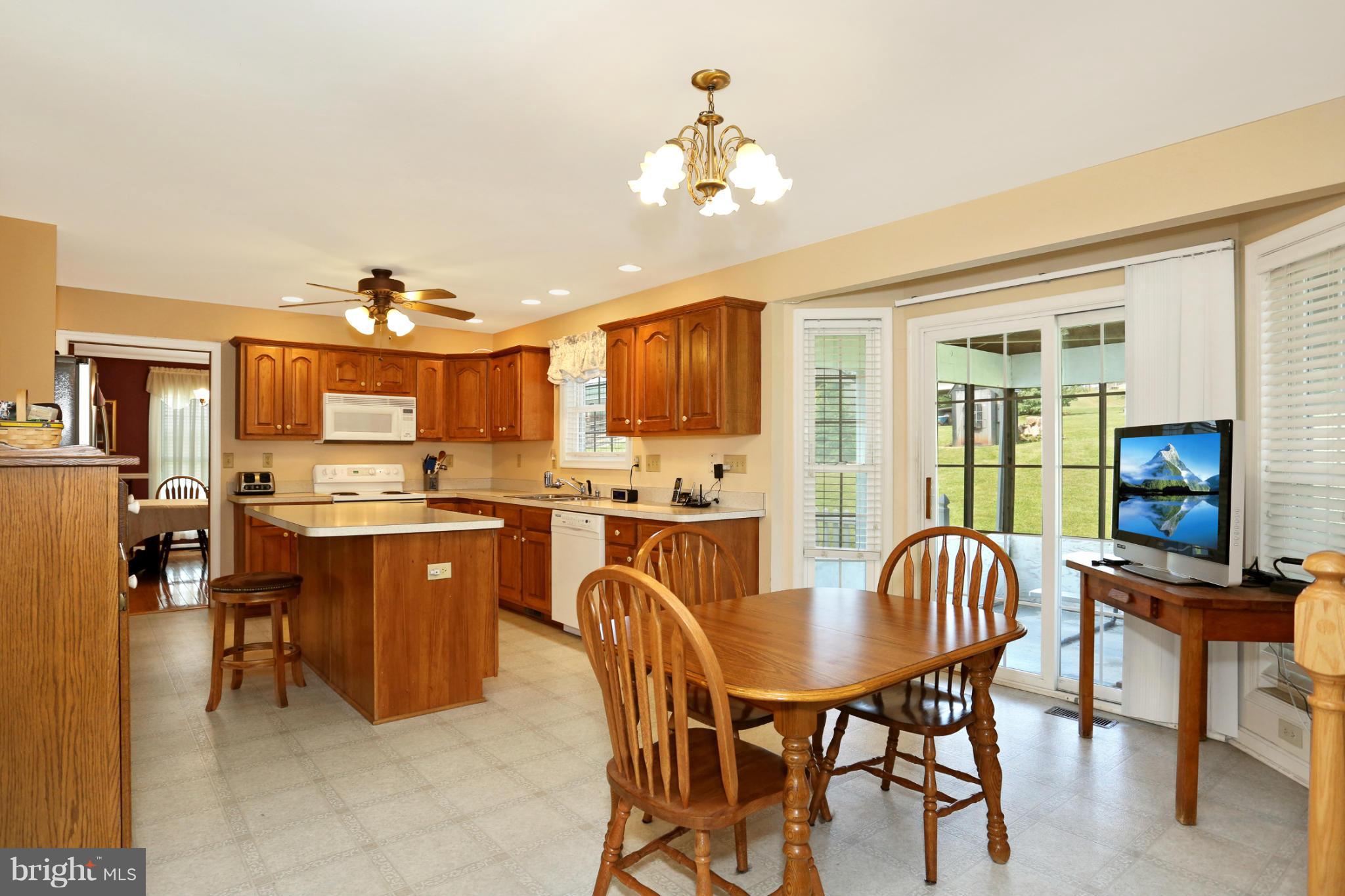 15178 Roddy Road Thurmont, MD 21788 - Photo 16 of 29 Kitchen