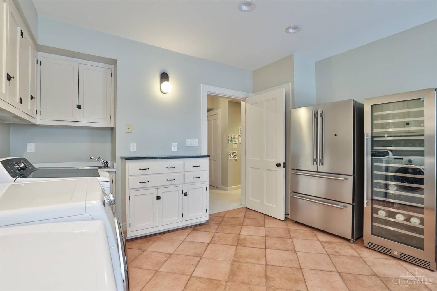 9675 Cunningham Road Cincinnati, OH 45243 - Photo 56 of 99