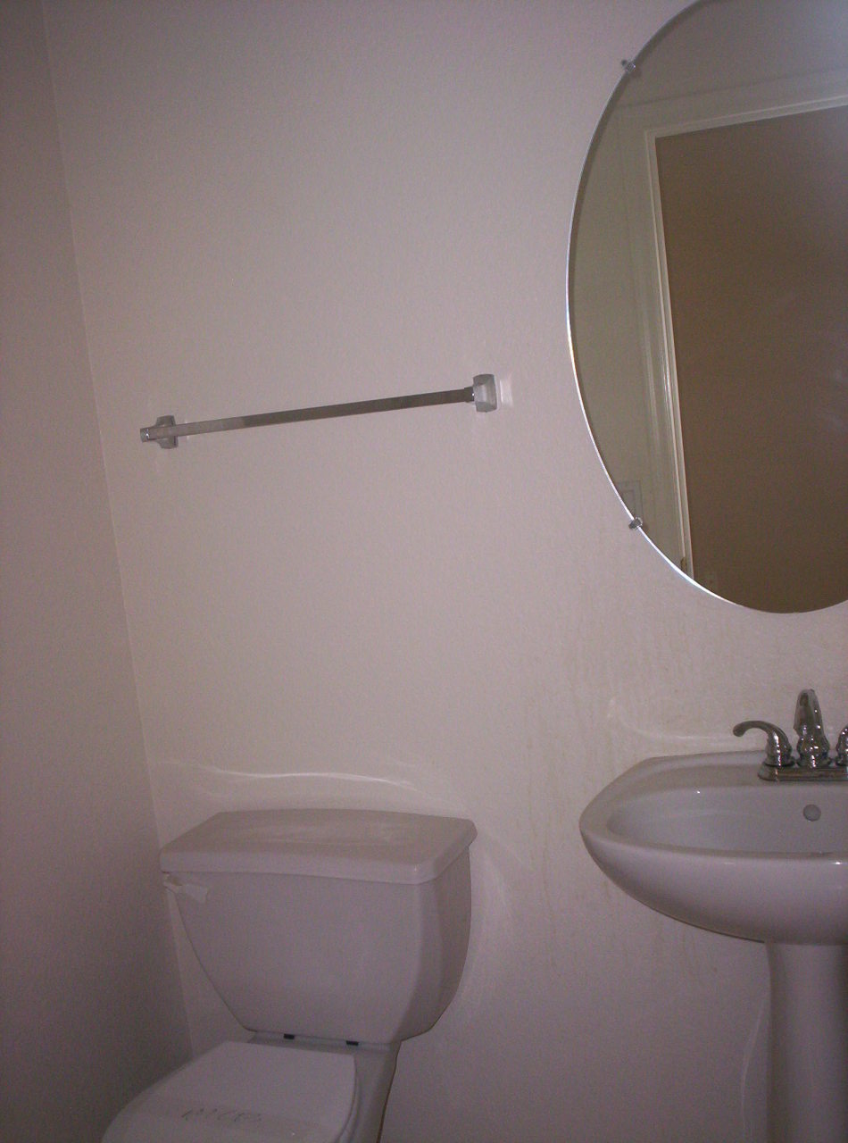 1505 East Romley Road Phoenix, AZ 85040 - Photo 6 of 6 Master Bathroom 2