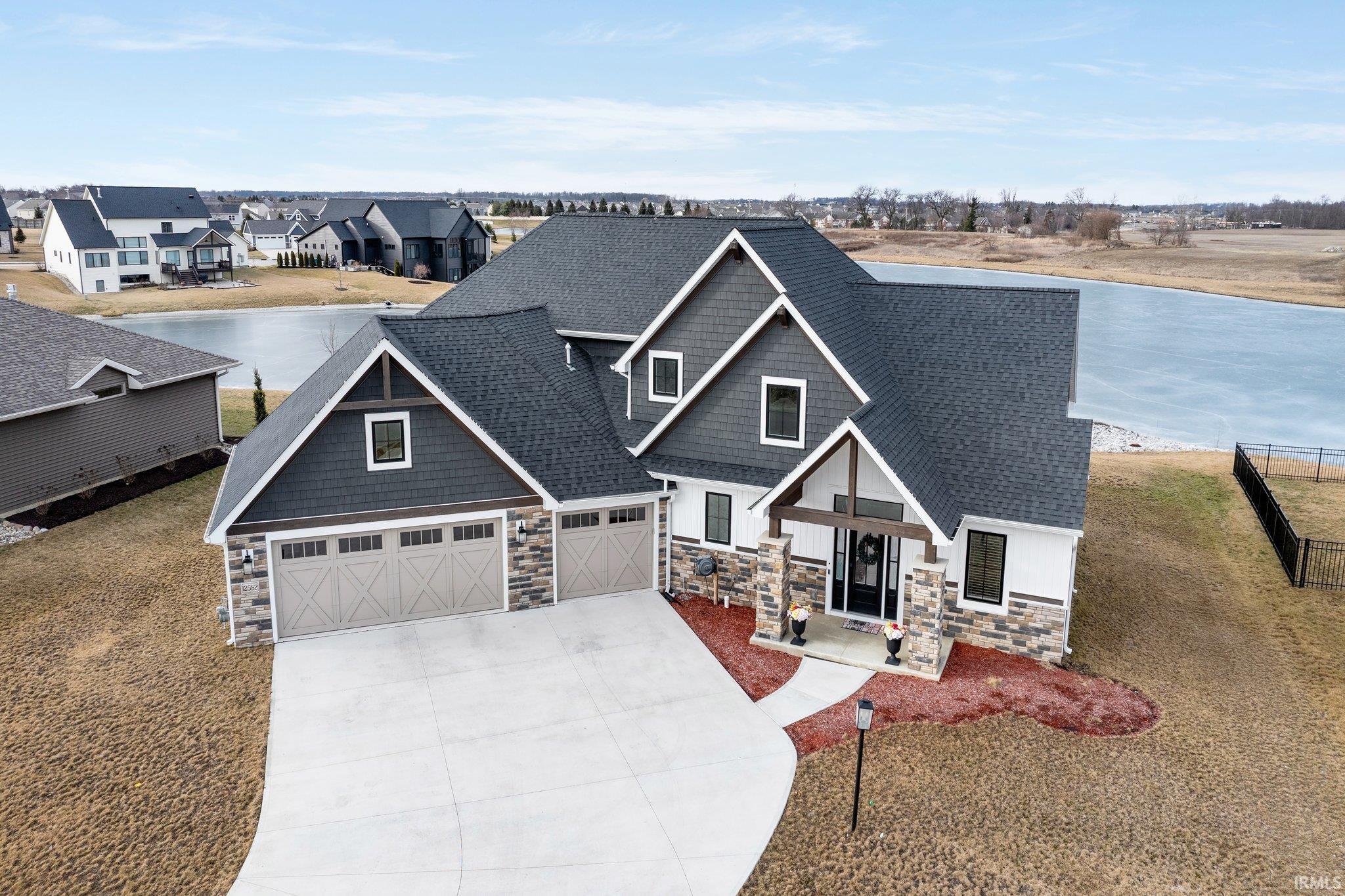 12582 Cassena Road Fort Wayne, IN 46814 - Photo 4 of 36