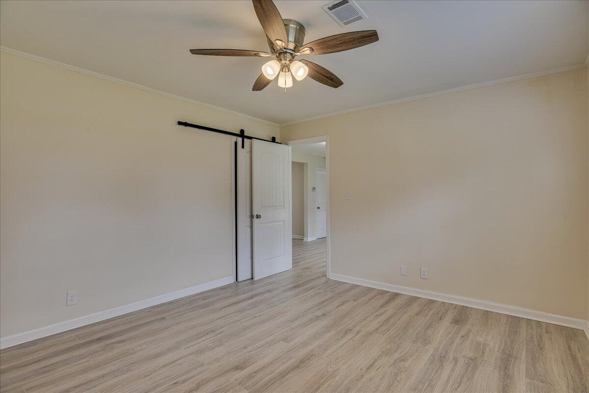 3113 Bell Drive Augusta, GA 30906 - Photo 6 of 23 Living Room