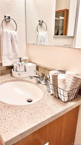 $850,000 | 11809 East Harvard Avenue, Aurora, CO 80014