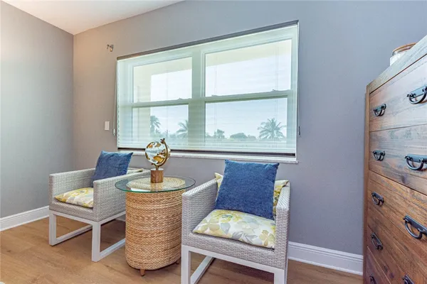 $6,300 | 1715 Ocean Drive, Unit 3B, Vero Beach, FL 32963