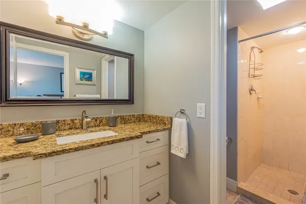 $6,300 | 1715 Ocean Drive, Unit 3B, Vero Beach, FL 32963
