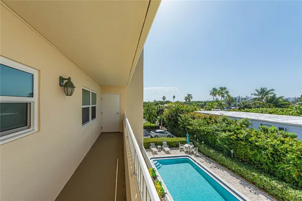 $6,300 | 1715 Ocean Drive, Unit 3B, Vero Beach, FL 32963