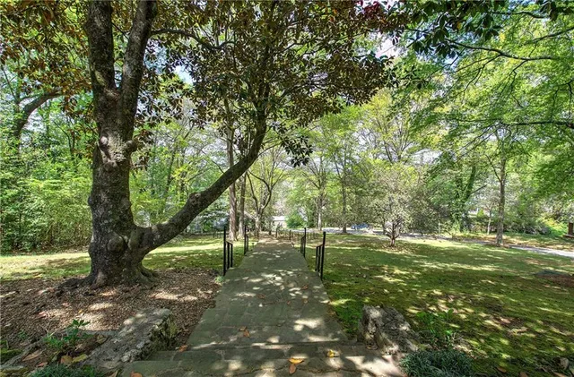 $750,000 | 421 Boulevard Heights, Calhoun, GA 30701