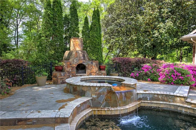 $750,000 | 421 Boulevard Heights, Calhoun, GA 30701