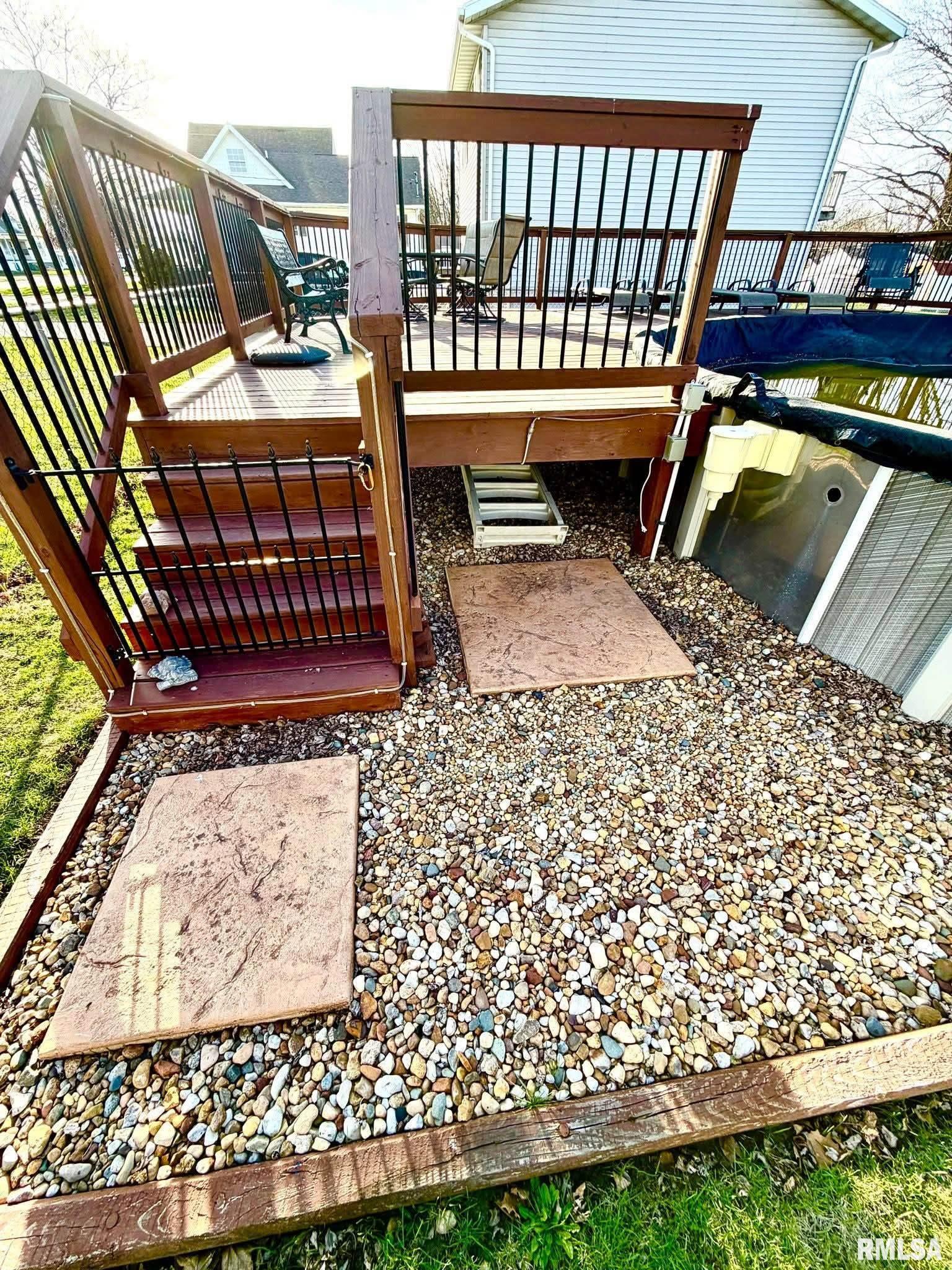 1255 East Chestnut Street Canton, IL 61520 - Photo 44 of 53