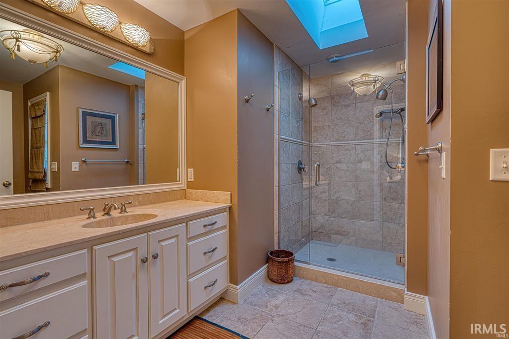 2923 West Mill Road Evansville, IN 47720 - Photo 11 of 22