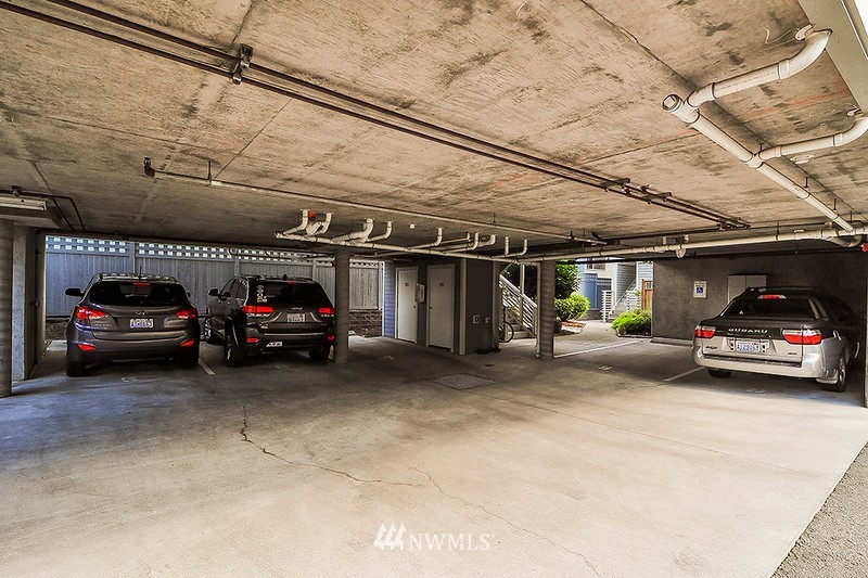 5953 California Avenue Southwest, Unit 1A Seattle, WA 98136 - Photo 14 of 14