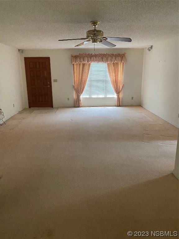 1603 Willow Oak Drive Edgewater, FL 32132 - Photo 10 of 26 a view of room and window