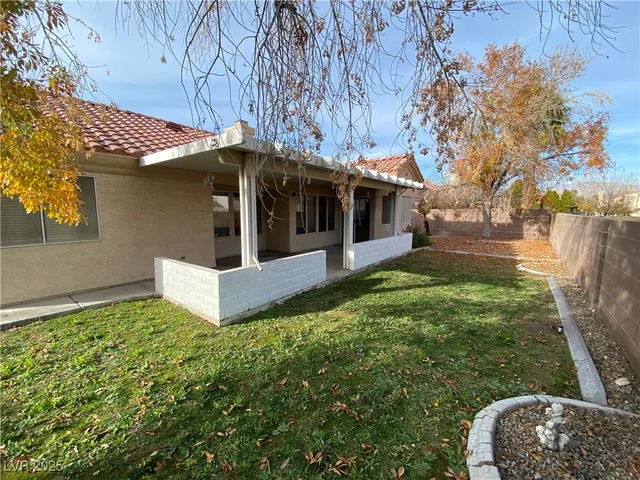 $1,800 | 4604 Snowpoint Court, Las Vegas, NV 89130
