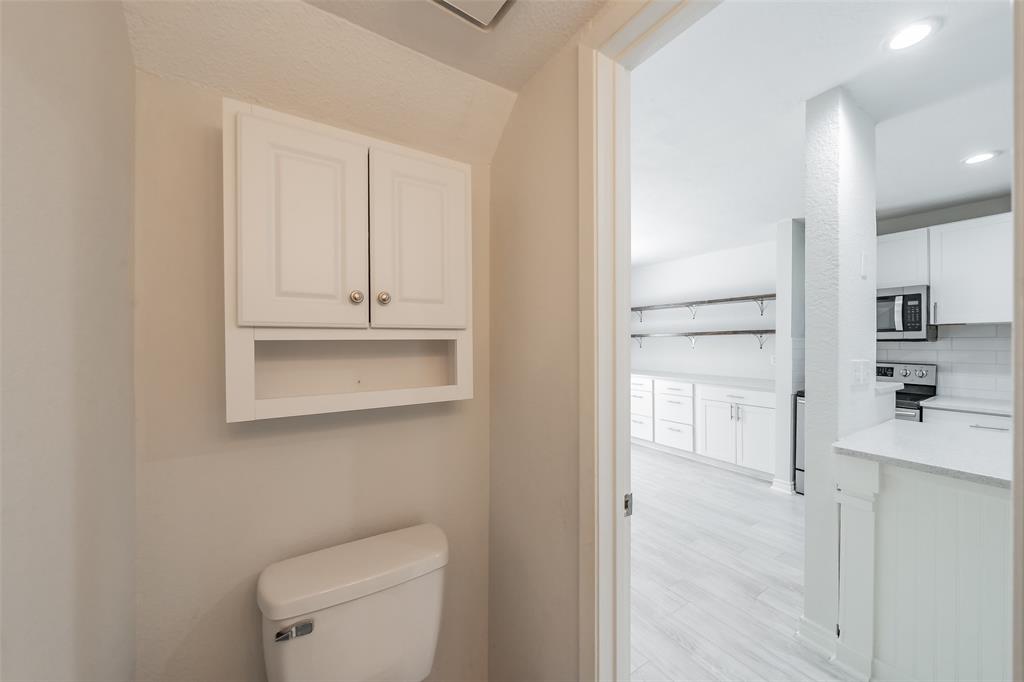 193 Merlin Way Euless, TX 76039 - Photo 16 of 35 Half guest bathroom.