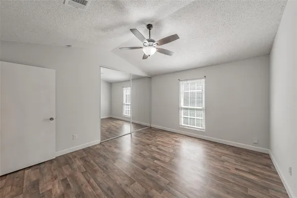$2,100 | 193 Merlin Way, Euless, TX 76039