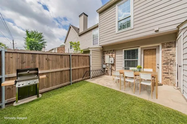 $2,100 | 193 Merlin Way, Euless, TX 76039