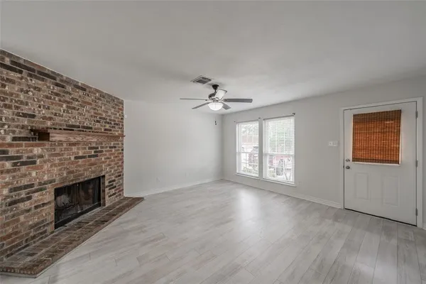$2,100 | 193 Merlin Way, Euless, TX 76039