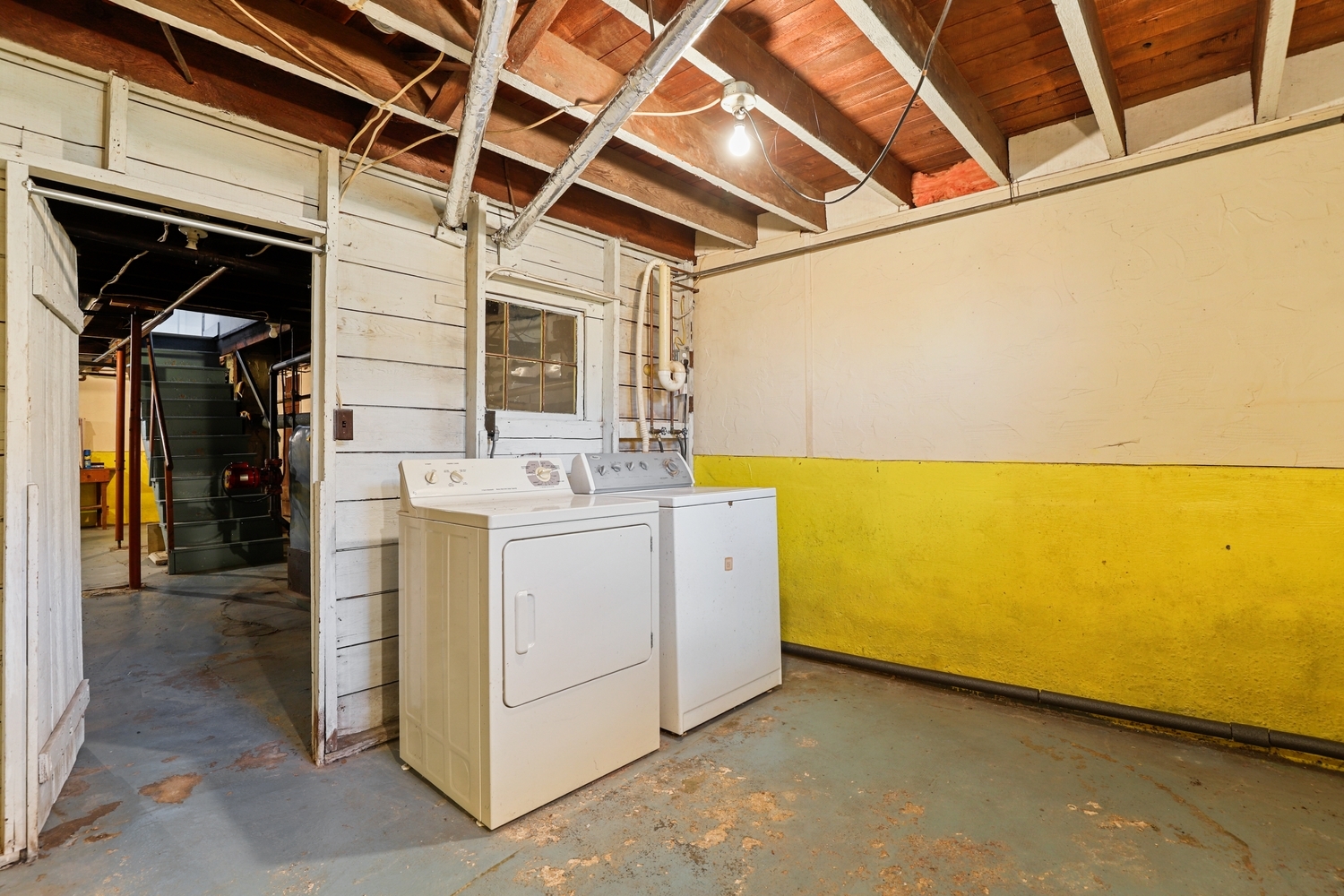 309 East 3rd Street Sandwich, IL 60548 - Photo 25 of 33 a utility room with dryer and washer