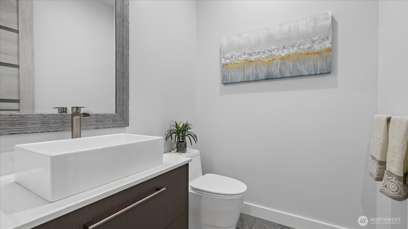 17123 69th Place West Edmonds, WA 98026 - Photo 14 of 40