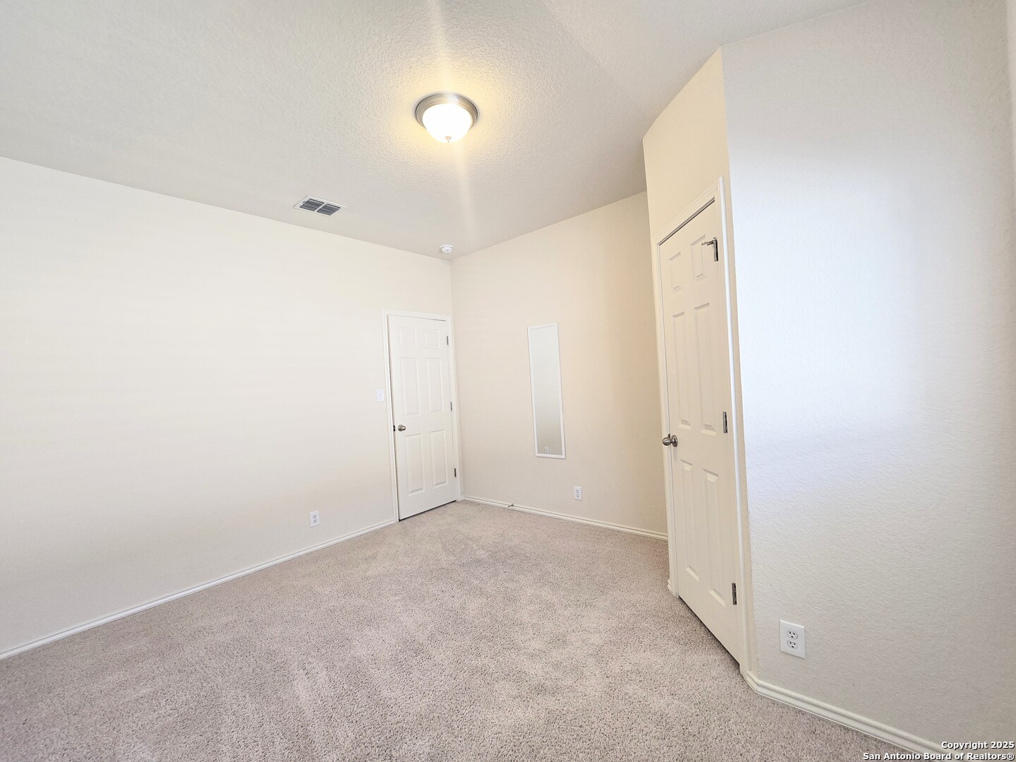 2711 Skybound San Antonio, TX 78245 - Photo 11 of 23