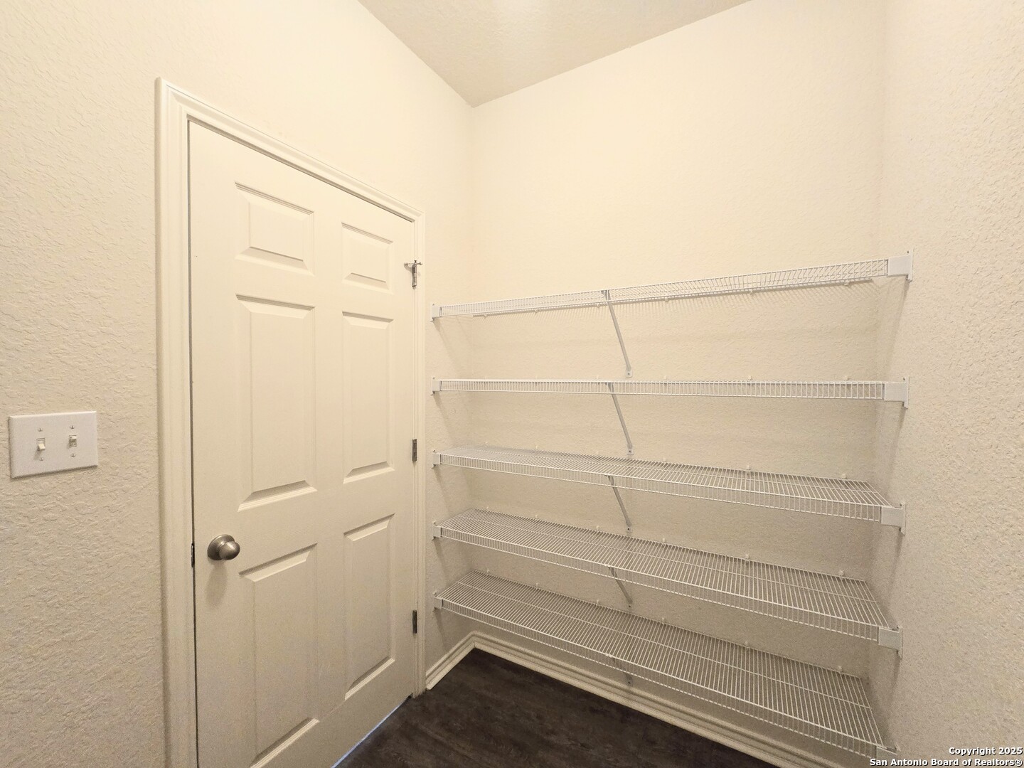 2711 Skybound San Antonio, TX 78245 - Photo 7 of 23 a view of a room