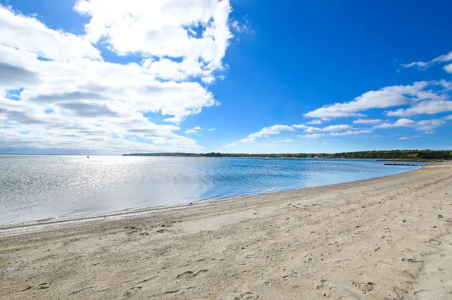 $260,000 | 8 Weston Avenue, Wareham, MA 02571