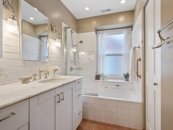 $1,249,000 | 2622 Harrison Street, Evanston, IL 60201