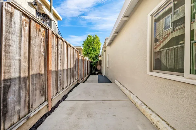 $788,000 | 3288 School Street, Oakland, CA 94602