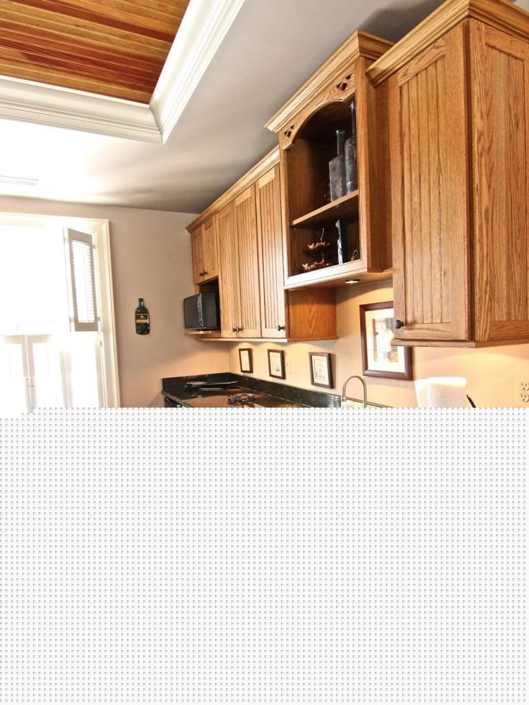 5905 Southgate Road Rochester, MI 48306 - Photo 29 of 83 Bonus rm. bar
