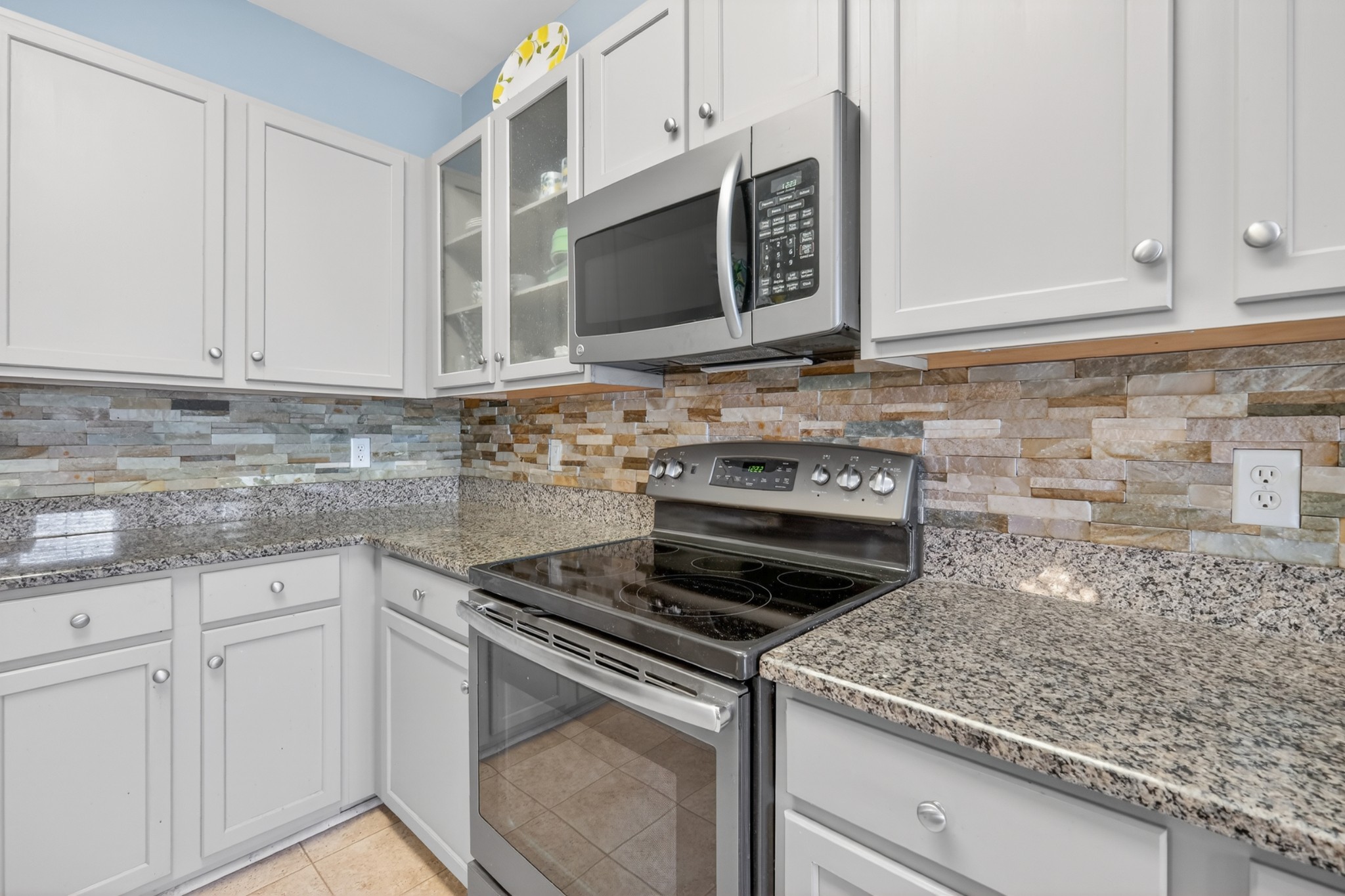 1046 Misty Morn Circle Spring Hill, TN 37174 - Photo 7 of 34