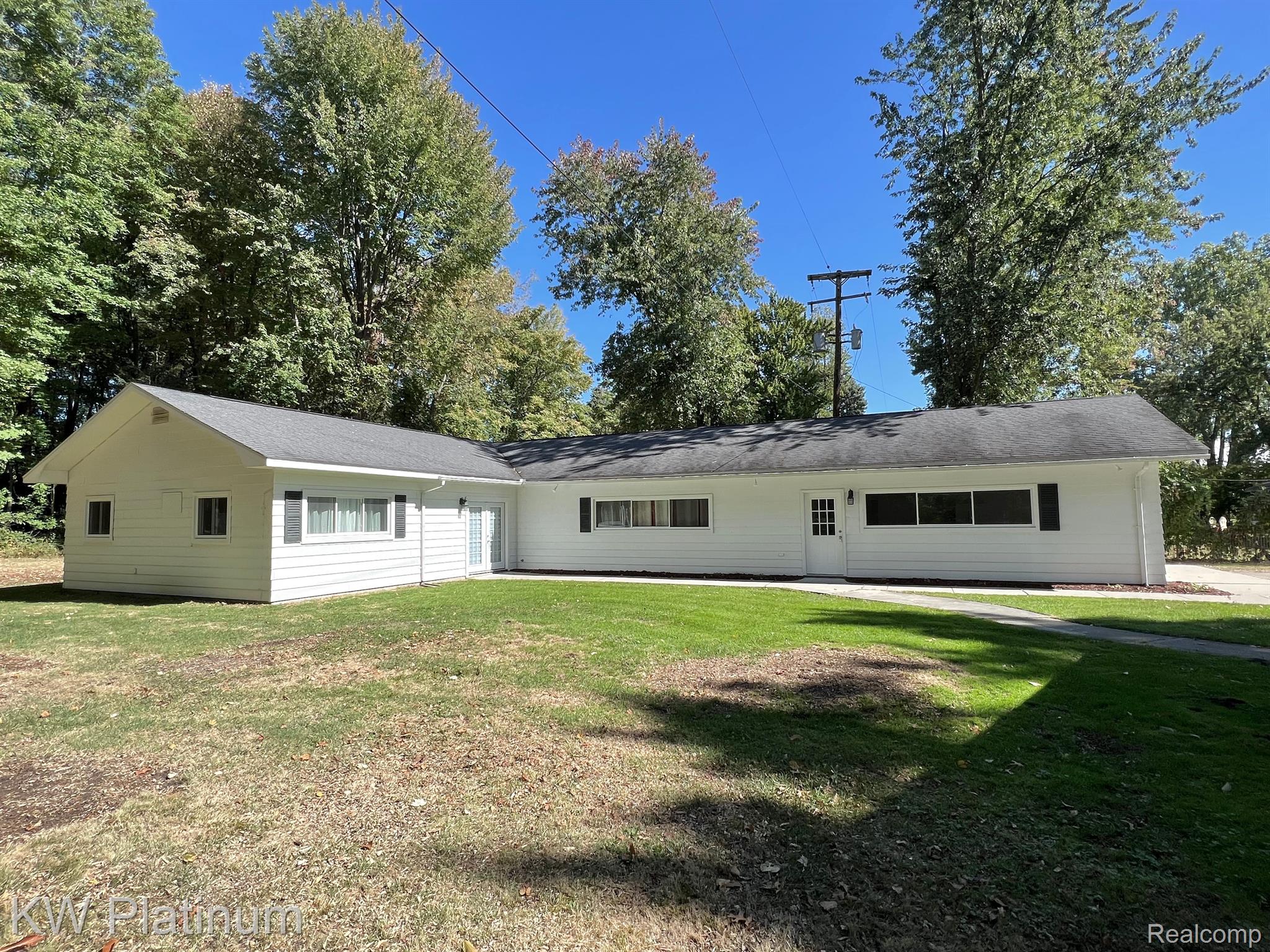 3050 Simpson Road Fort Gratiot, MI 48059 - Photo 4 of 41 Gallery Image 4