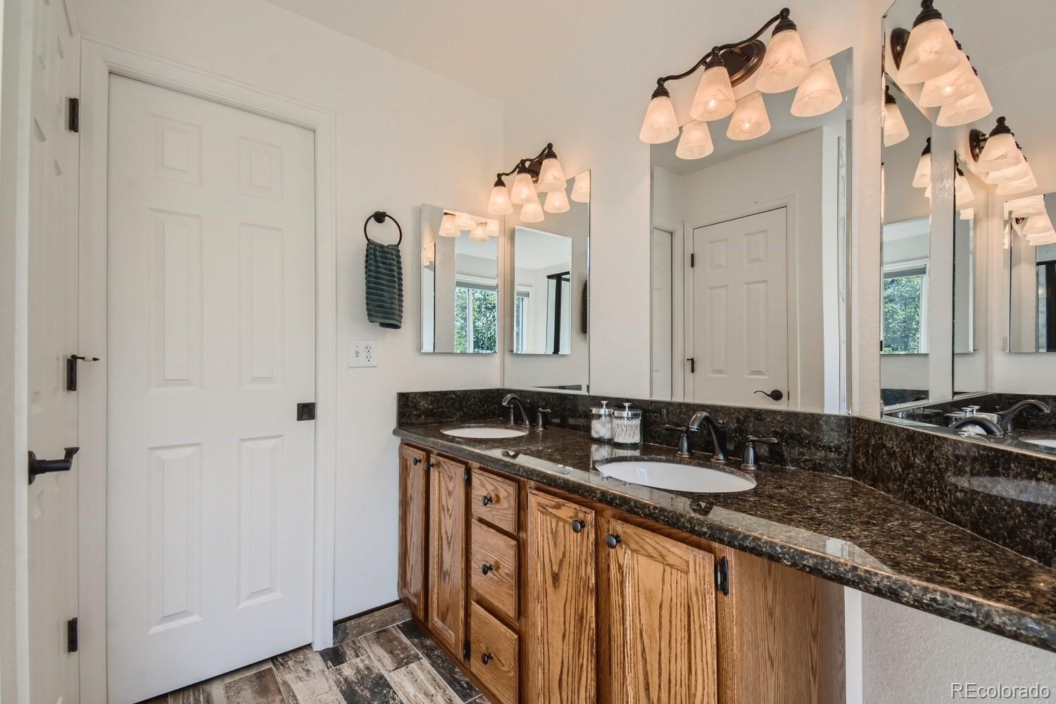 9171 Sugarstone Circle Highlands Ranch, CO 80130 - Photo 17 of 28