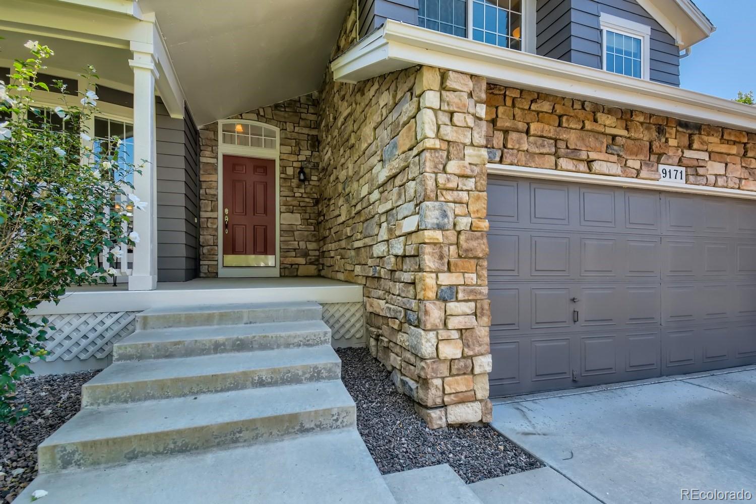 9171 Sugarstone Circle Highlands Ranch, CO 80130 - Photo 3 of 28