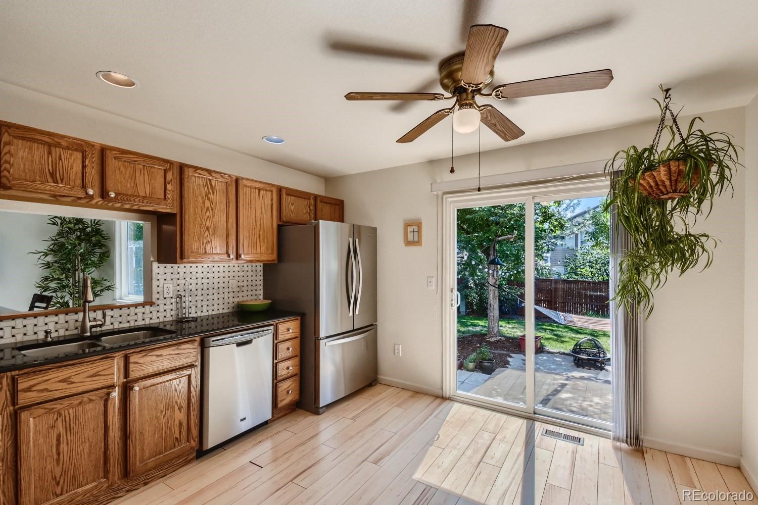 9171 Sugarstone Circle Highlands Ranch, CO 80130 - Photo 7 of 28