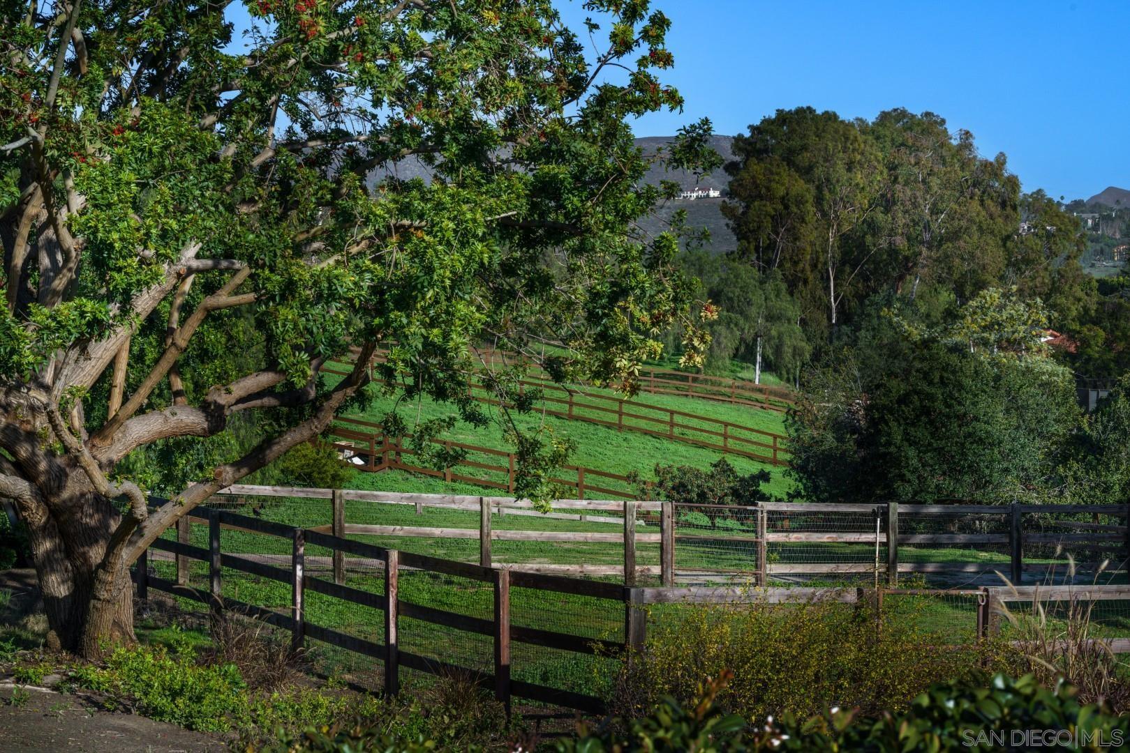 6531 Lago Lindo Rancho Santa Fe, CA 92067 - Photo 34 of 54 a view of a park