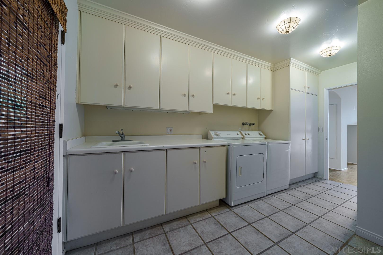 6531 Lago Lindo Rancho Santa Fe, CA 92067 - Photo 49 of 54