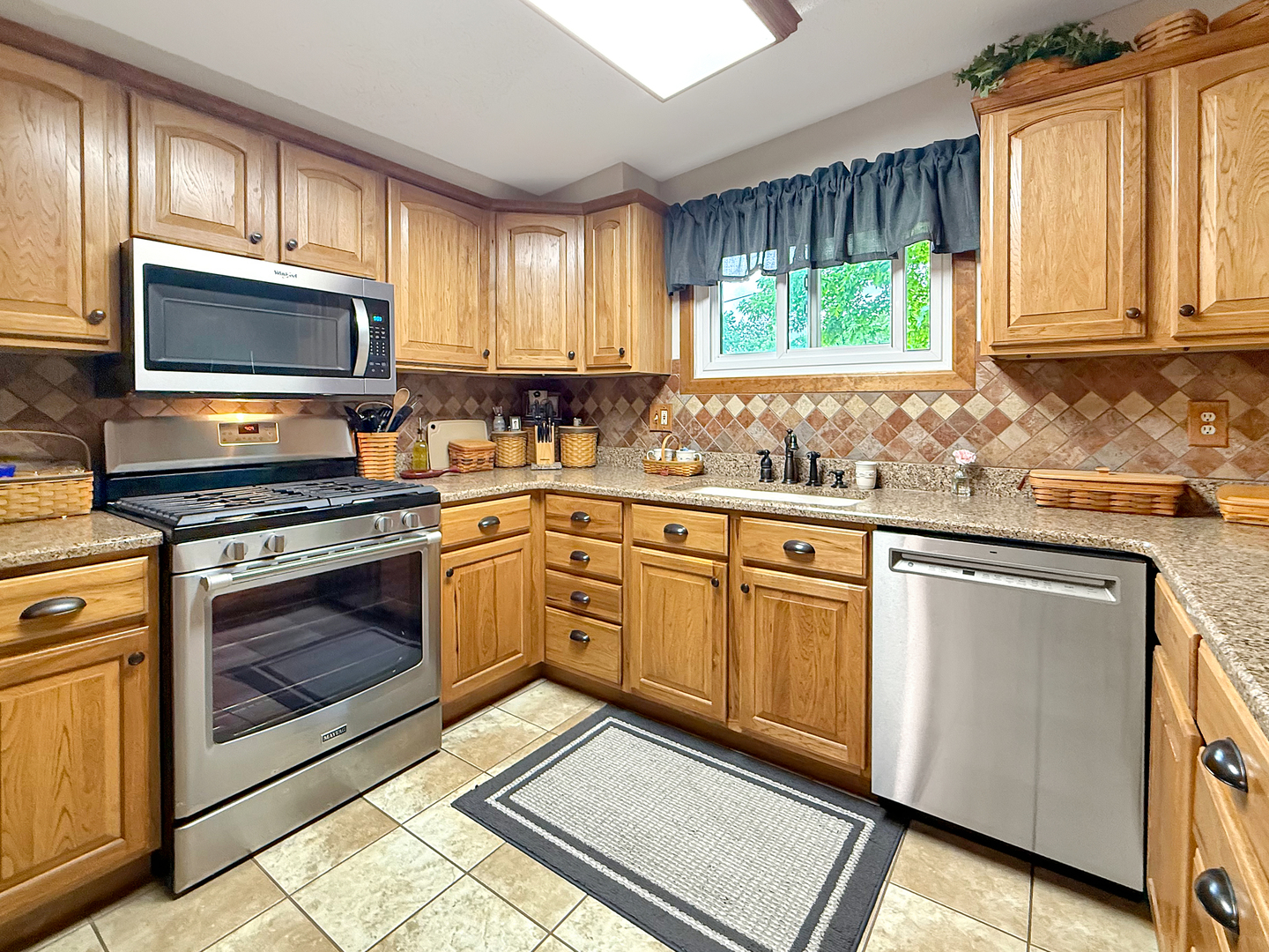 1616 Golfview Circle Rantoul, IL 61866 - Photo 21 of 33