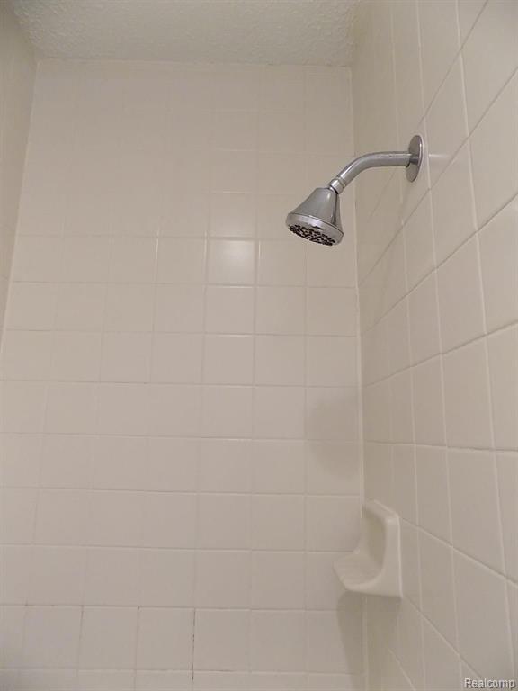 31625 West 9 Mile Road, Unit 4 Farmington, MI 48336 - Photo 8 of 16