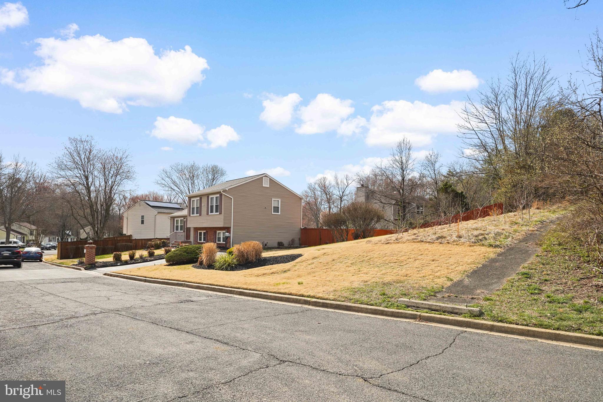 5210 Vienna Drive Clinton, MD 20735 - Photo 3 of 29