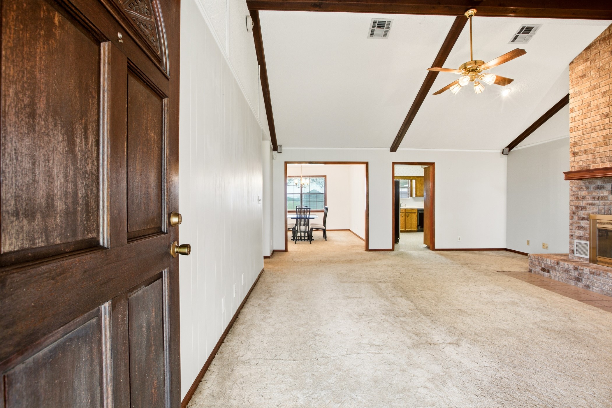 1150 Cr 209 Road Weimar, TX 78962 - Photo 5 of 29