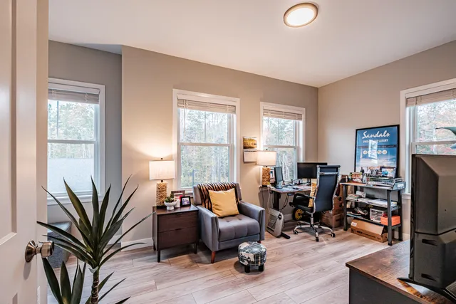 $430,000 | 156 Scarborough Downs Road, Unit 330, Scarborough, ME 04074